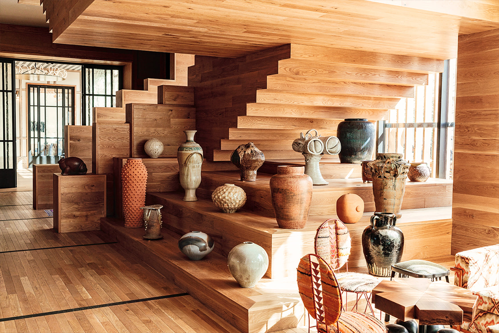 How to Find Vintage Furniture Online